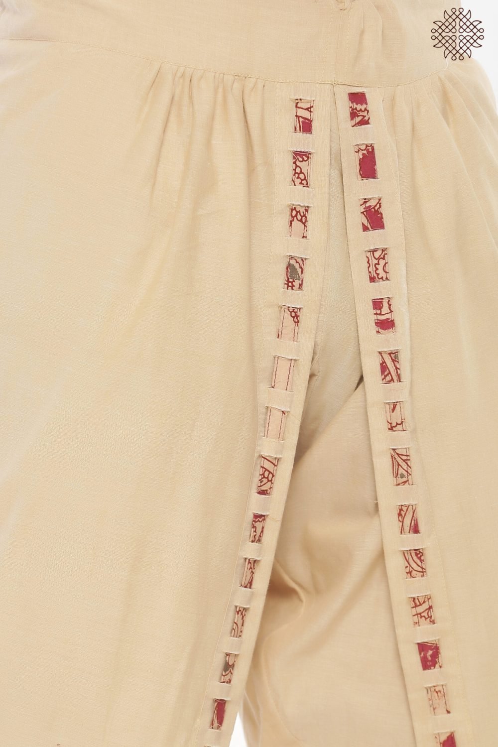 HariNa Yuvaka Dhoti Pants with Single Line Basket-Weave Border - Image 5