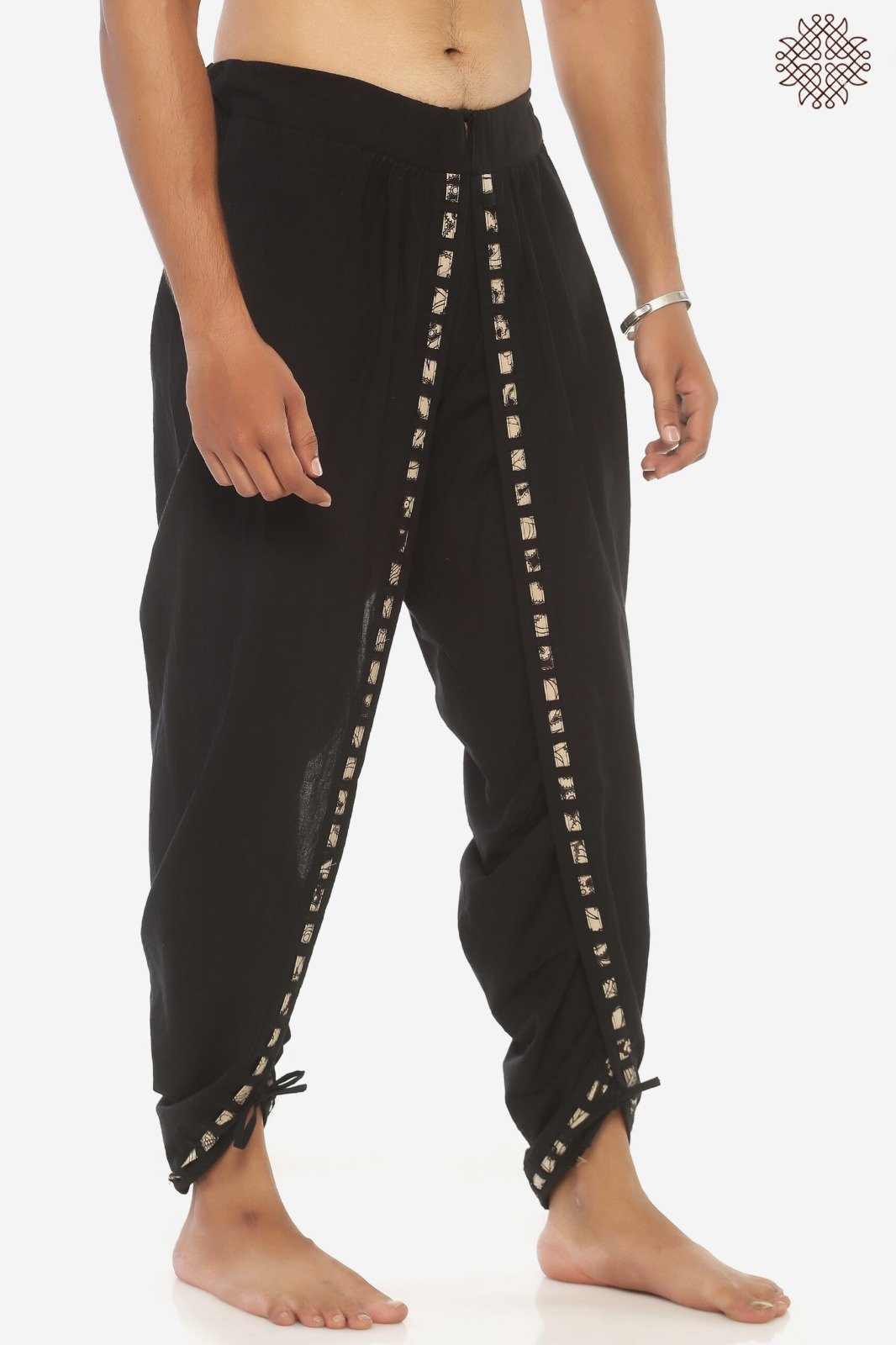 Syamah Yuvaka Dhoti Pants with Single Line Basket-Weave Border - Image 3