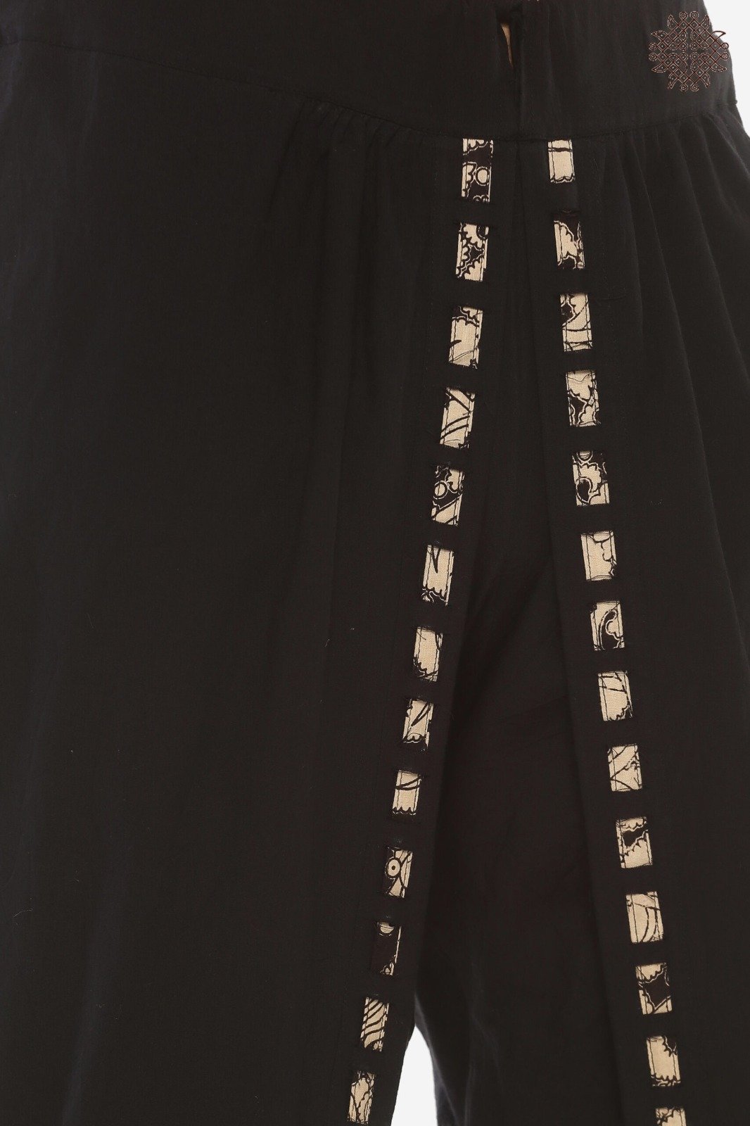 Syamah Yuvaka Dhoti Pants with Single Line Basket-Weave Border - Image 5