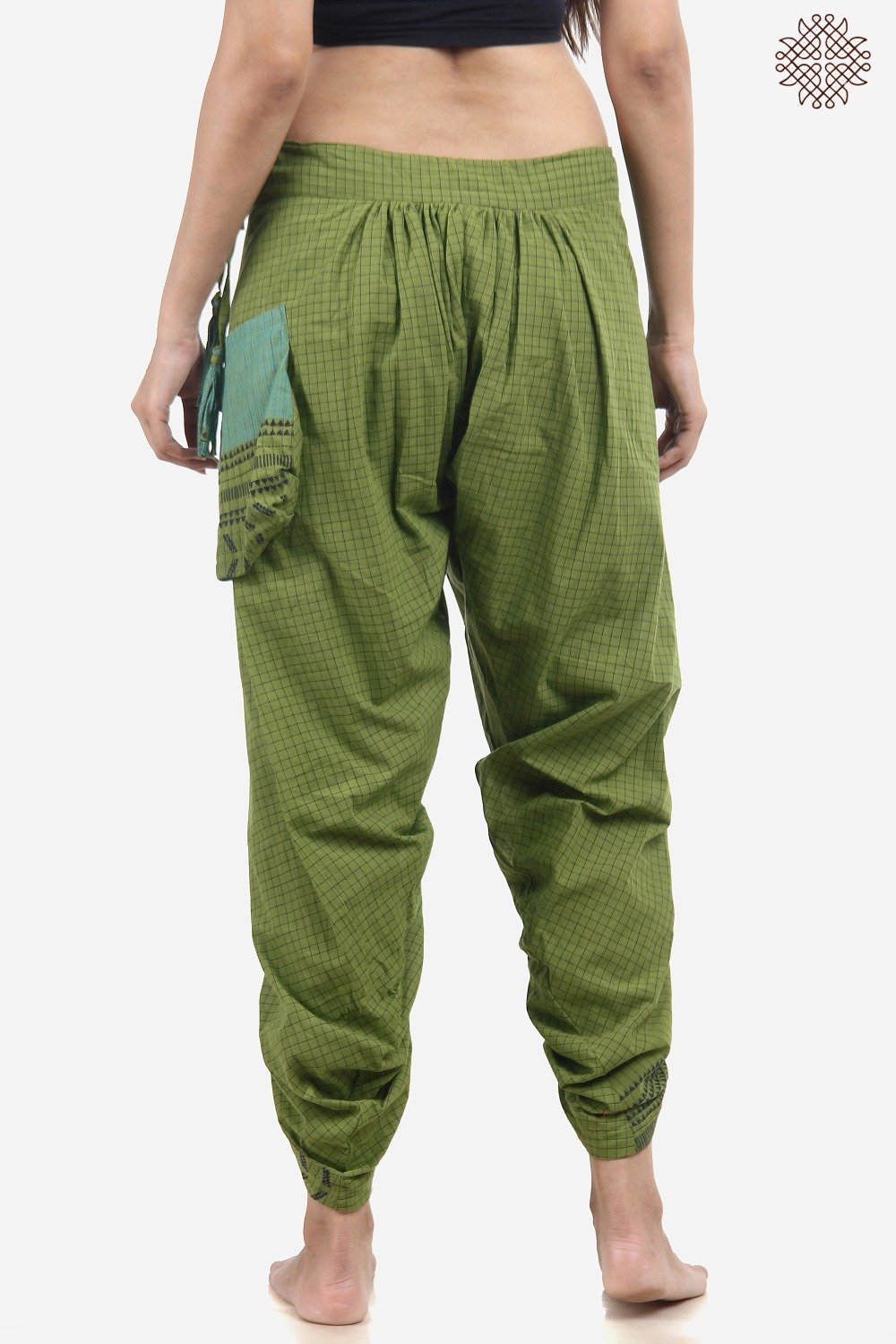 Handwoven Mangalgiri Yuvaki Dhoti Pants - Image 3