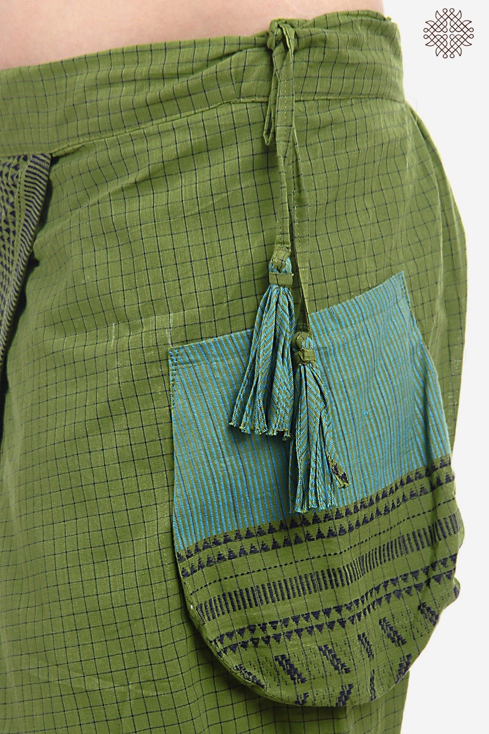 Handwoven Mangalgiri Yuvaki Dhoti Pants - Image 4