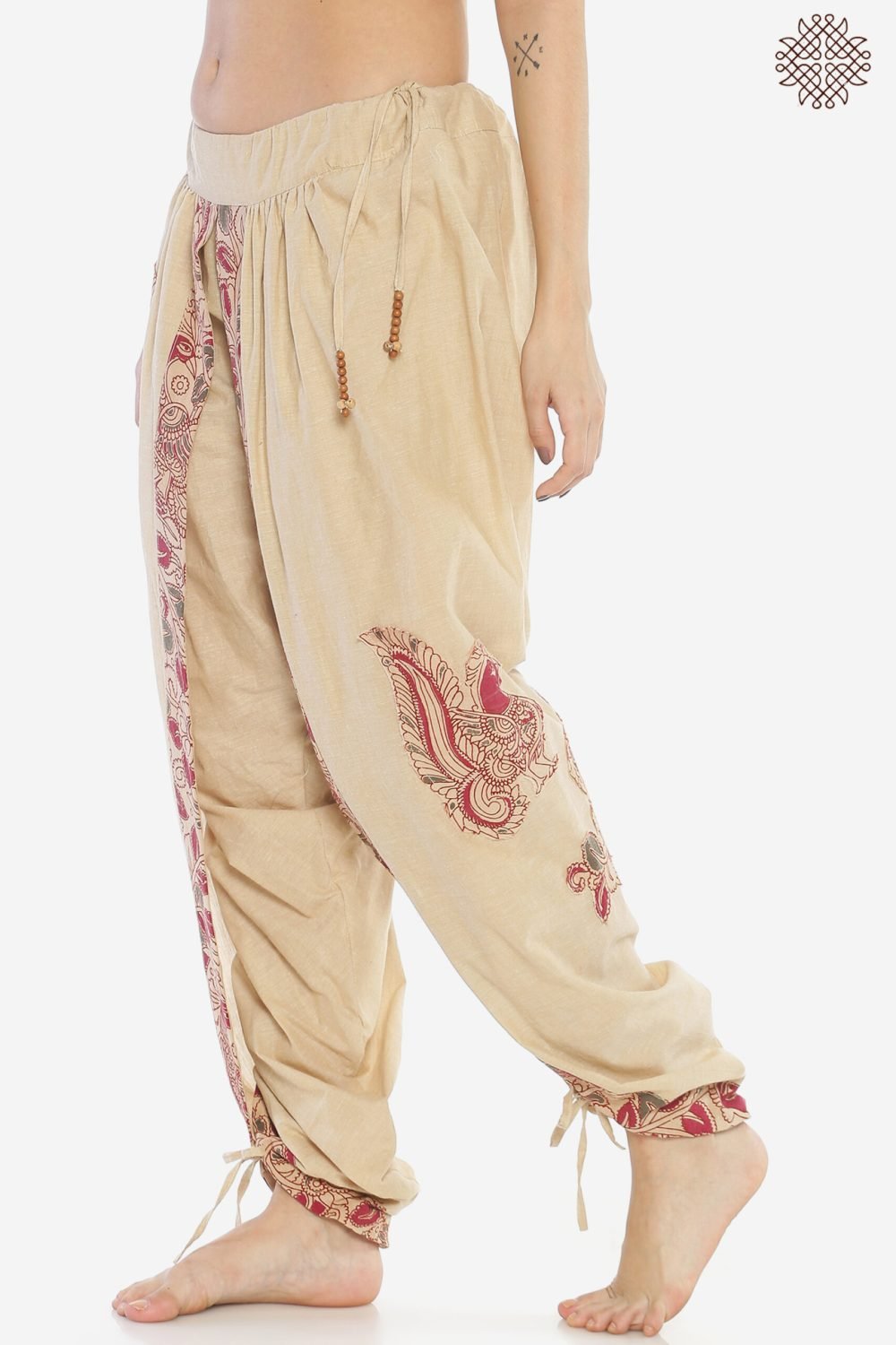 Harina and Pātala Yuvaki Dhoti Pants - Image 3