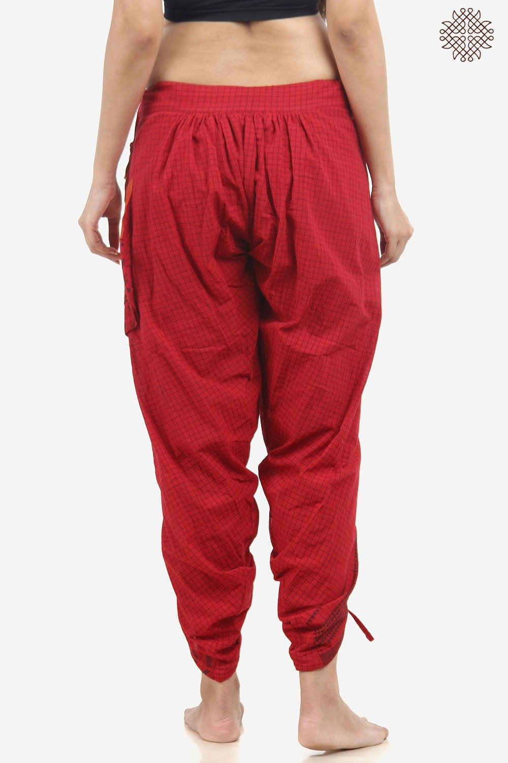 Handwoven Mangalgiri Yuvaki Dhoti Pants - Image 3