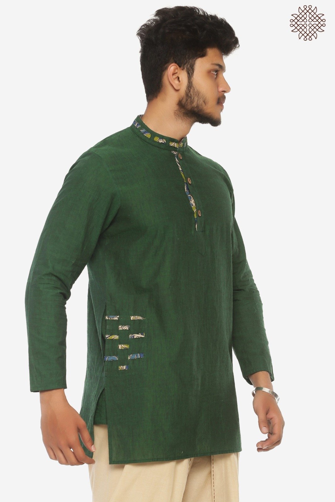 Haritah Kurta with Basket-Weave Details - Image 4