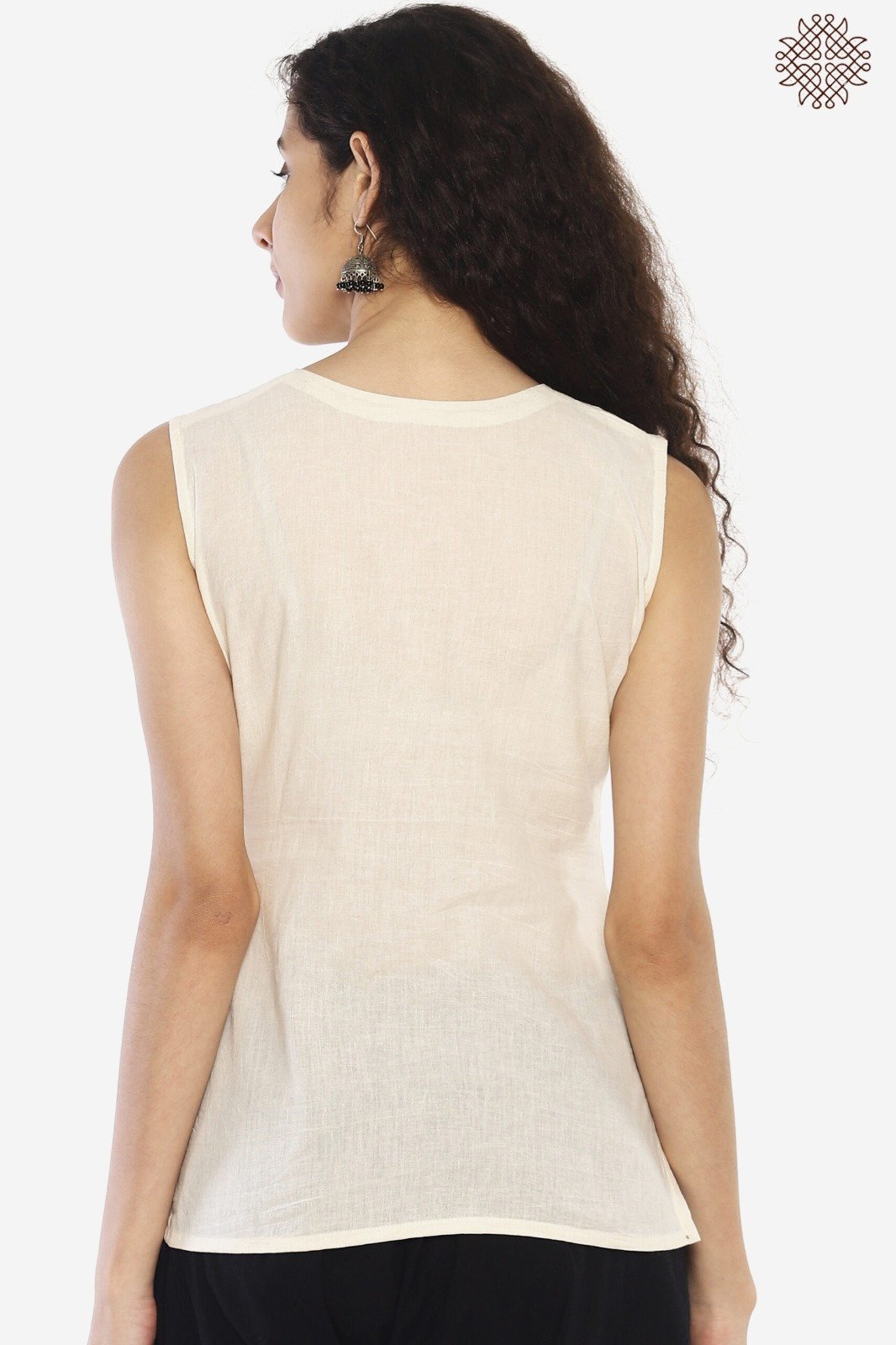 Navambara Kurti with Hand-Stitch Detail - Image 3