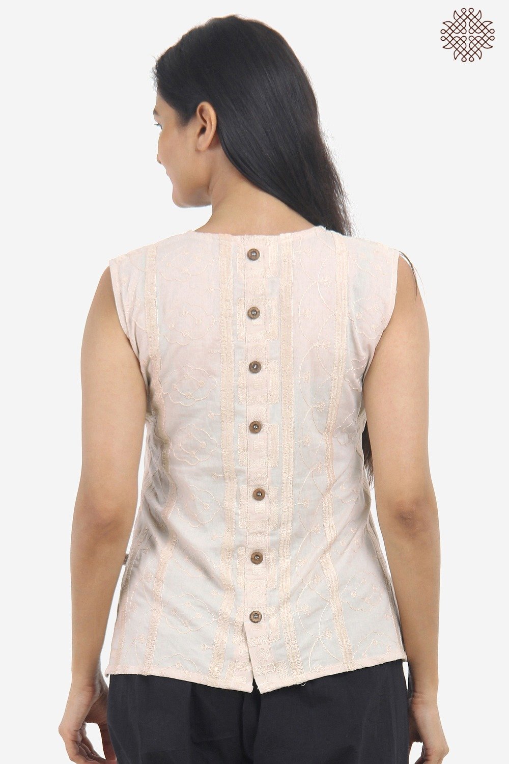 HariNa Embroidered Kurti - Image 4
