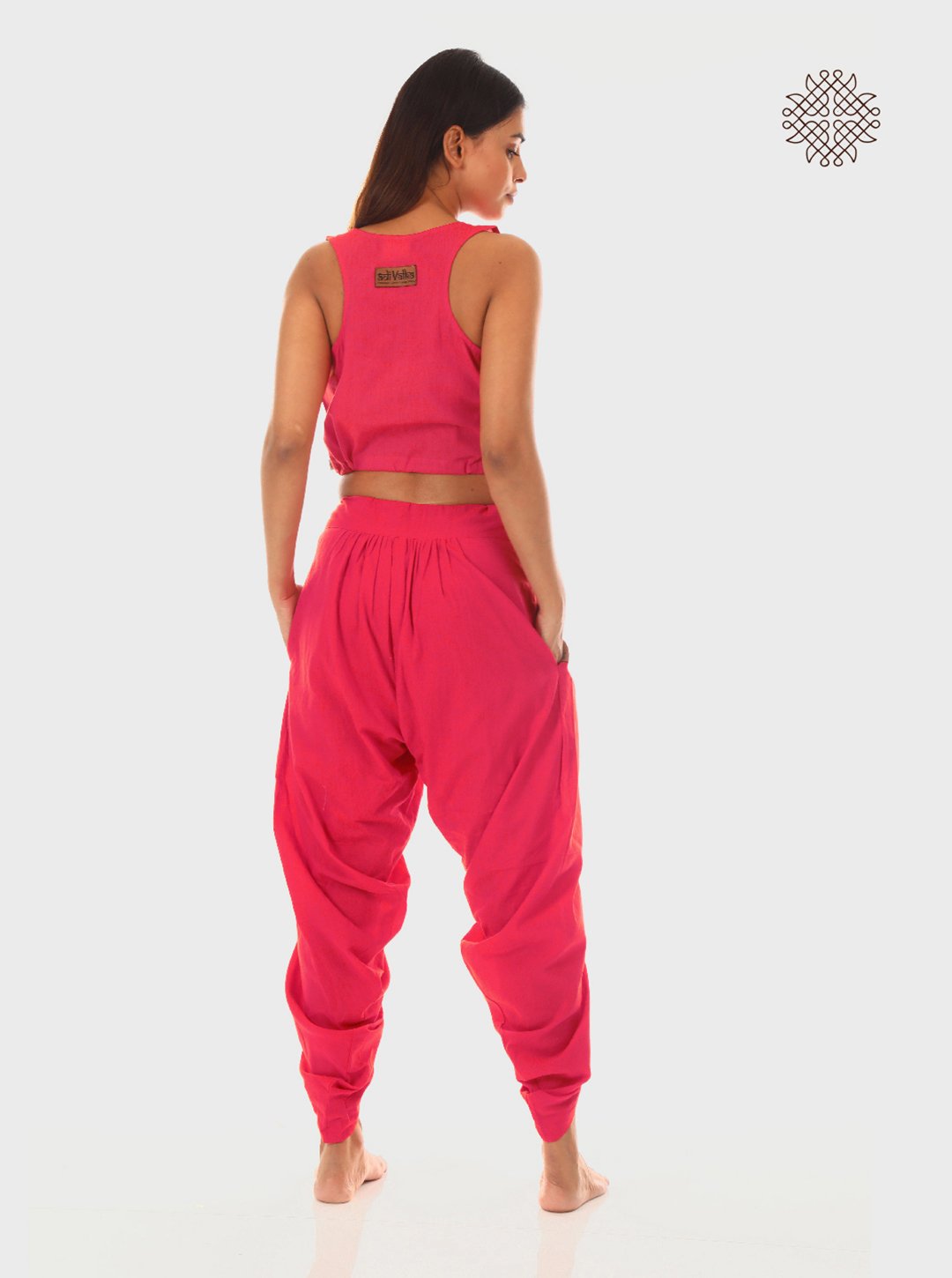 pAtala (coral pink) yuvaki, dhoti pants with pockets crafted in 100% cotton - Image 4