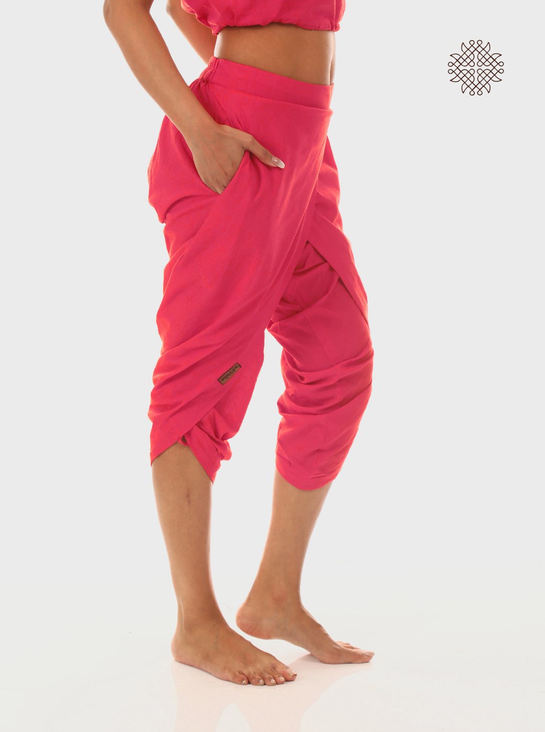 pAtala (coral pink) taruNi, cross-cut calf length dhoti pants with pockets crafted in 100% cotton - Image 2